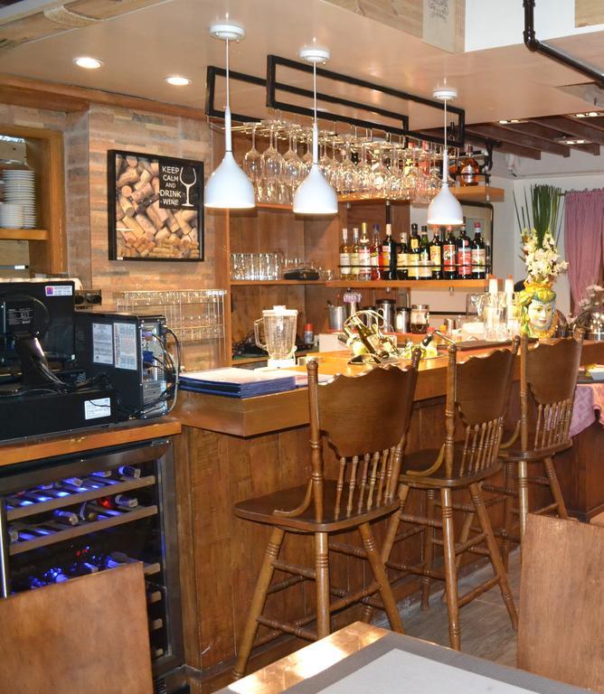 Avalu Residences Makati City Ngoại thất bức ảnh