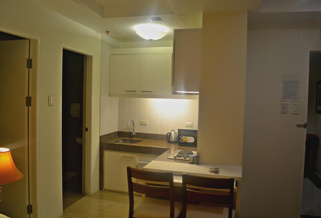Avalu Residences Makati City Ngoại thất bức ảnh