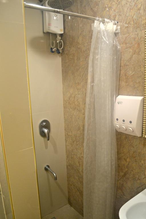 Avalu Residences Makati City Ngoại thất bức ảnh